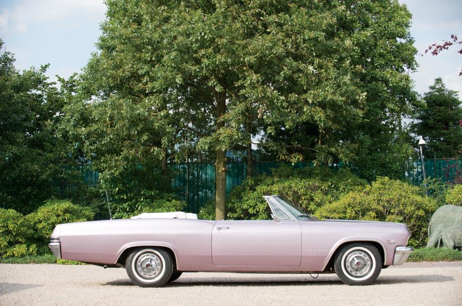  Chevrolet Impala SS 396 Convertible 1965 года  (фото 25 из 29)